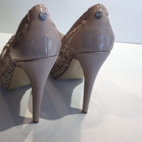 Calvin Klein Beige Pumps size 6.5 - Picture 4 of 11